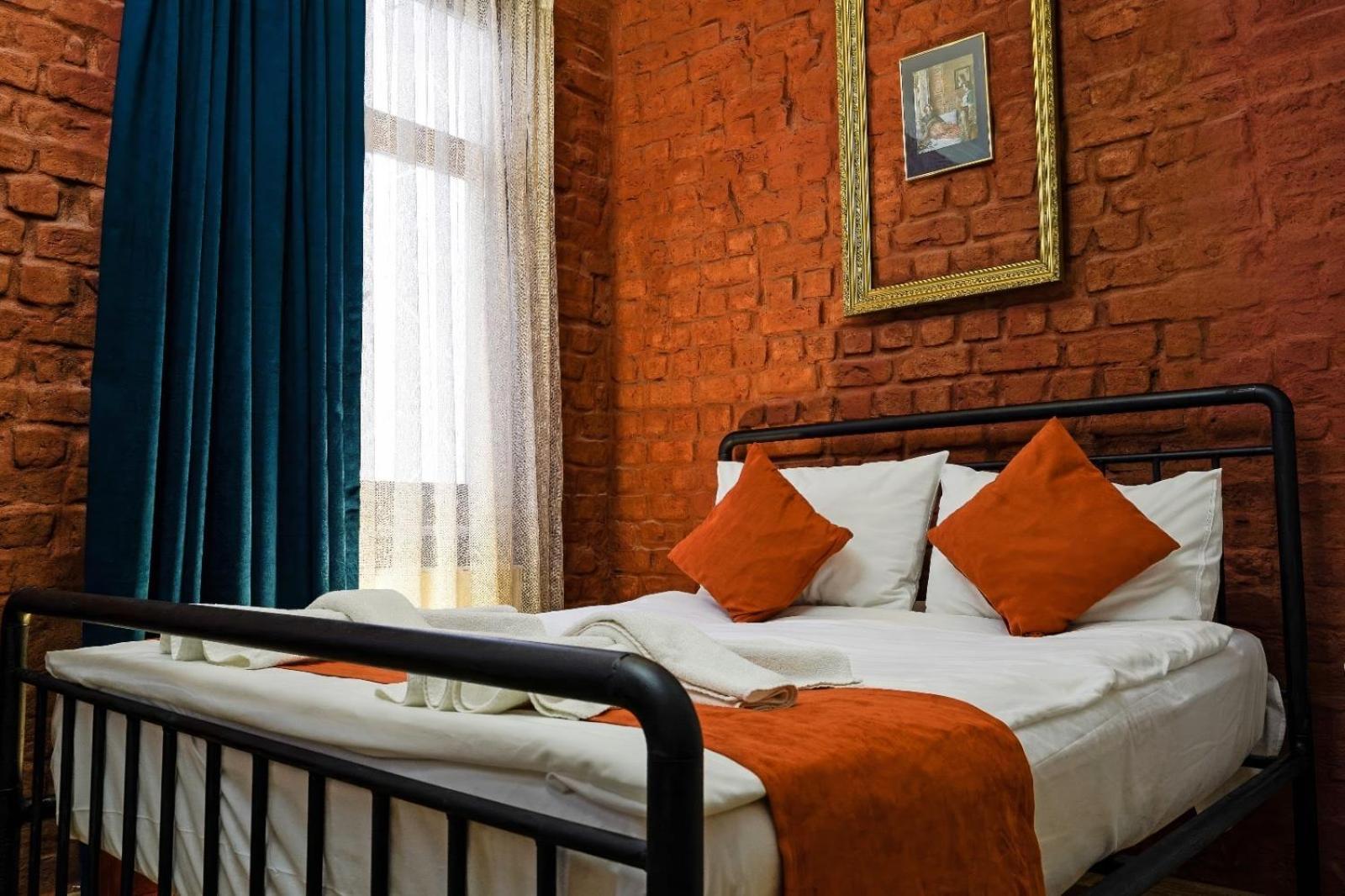 White Bolshoi Rooms Istanbul Exterior photo